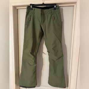 Roxy Cabin Snow Pants (Olive Green) Size Medium- Lightly Used